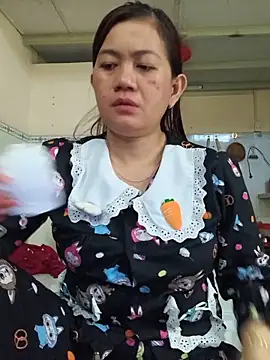 Forever model online show from May 15, 2026, 3:46 am