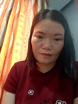 Snapshot of -Trici- chatting on May 20, 2026, 7:14 am -Trici- online show from May 20, 2026, 7:14 am