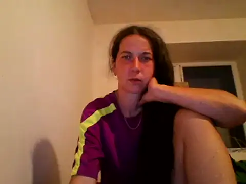 Snapshot of DanicaFey chatting on May 25, 2026, 6:25 pm DanicaFey online show from May 25, 2026, 6:25 pm