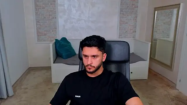 TroyWadee online show from May 20, 2026, 4:51 am