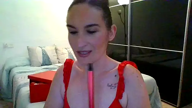 Snapshot of aurasensual69 chatting on June 3, 2026, 11:32 pm aurasensual69 online show from June 3, 2026, 11:32 pm