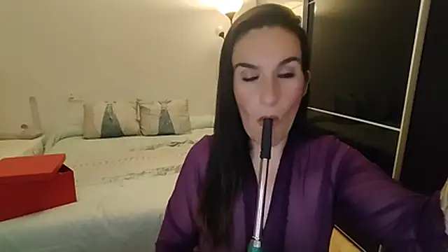 Snapshot of aurasensual69 chatting on June 19, 2026, 10:35 pm aurasensual69 online show from June 19, 2026, 10:35 pm