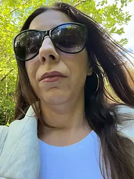 Snapshot of GirlNextDoorBianca chatting on June 2, 2026, 4:42 pm GirlNextDoorBianca online show from June 2, 2026, 4:42 pm