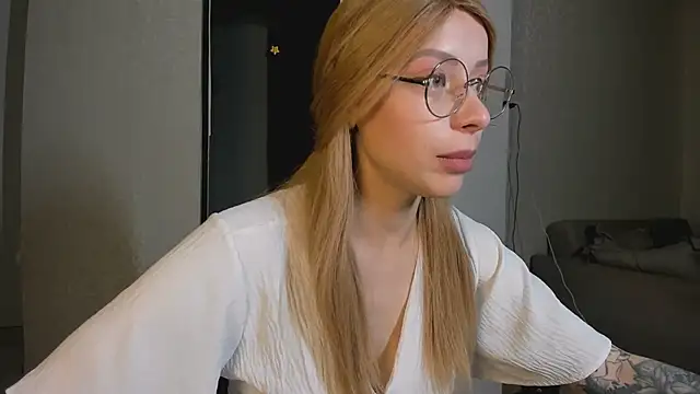 Jane Bright online show from January 17, 2025, 9:06 pm