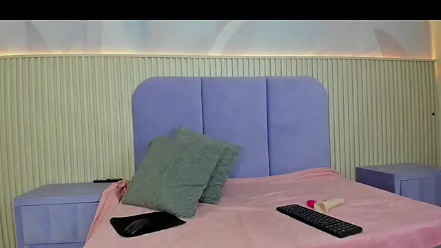 Sweet Loove26 online show from July 14, 2026, 3:55 am