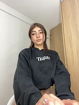 sophiagc online show from June 16, 2026, 4:15 am