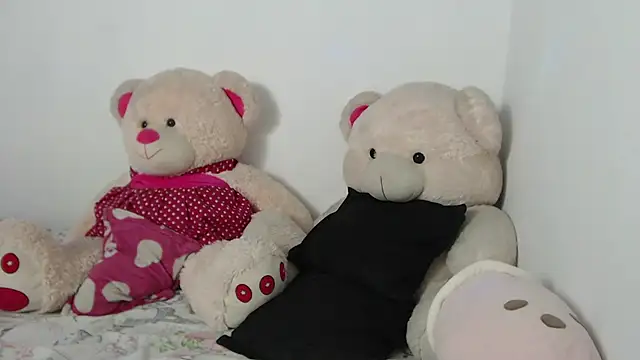 Natalia Dahlia online show from May 16, 2026, 3:14 am