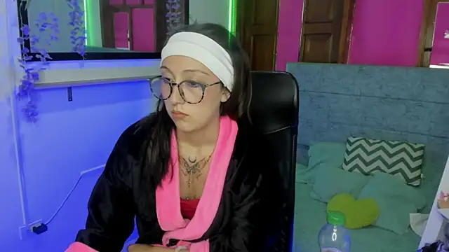 Snapshot of Brith_ness chatting on May 20, 2026, 12:22 pm Brith ness online show from May 20, 2026, 12:22 pm