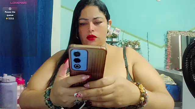 JessicaaVega online show from July 27, 2026, 9:05 am