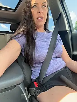 JosieX14 online show from July 12, 2026, 6:43 pm