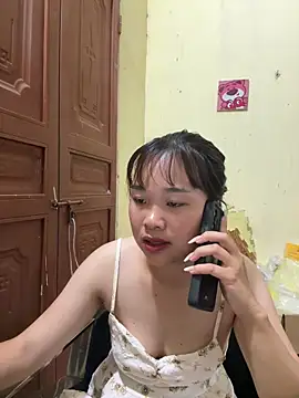 Snapshot of Lili_019 chatting on May 20, 2026, 9:59 am Lili 019 online show from May 20, 2026, 9:59 am