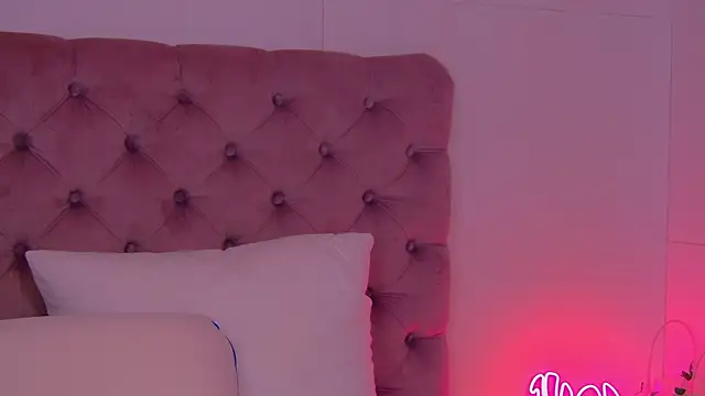 DorissHilton online show from June 25, 2026, 9:52 pm