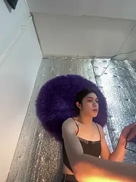 RoseAmarie online show from May 20, 2026, 5:46 am