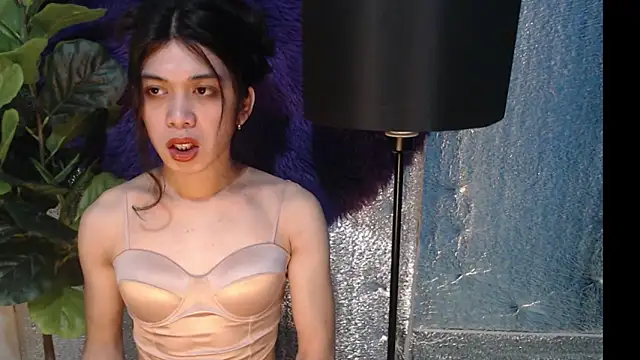 RoseAmarie online show from May 22, 2026, 5:25 am