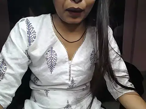 Mahi Verma online show from May 27, 2026, 7:27 am