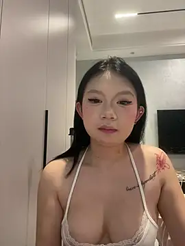 Snapshot of shuyuanli445 chatting on May 23, 2026, 8:13 pm shuyuanli445 online show from May 23, 2026, 8:13 pm