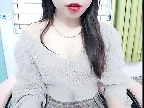 Emilysexy cut online show from July 7, 2026, 4:04 am