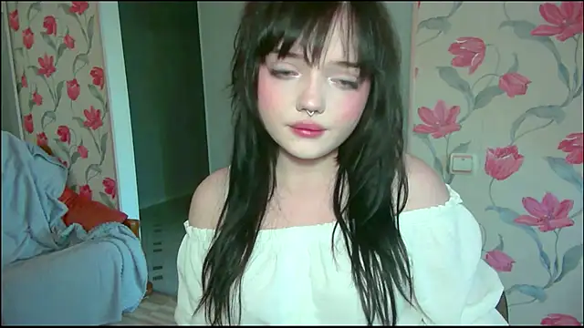 DarkxFoxy online show from May 25, 2026, 4:13 pm