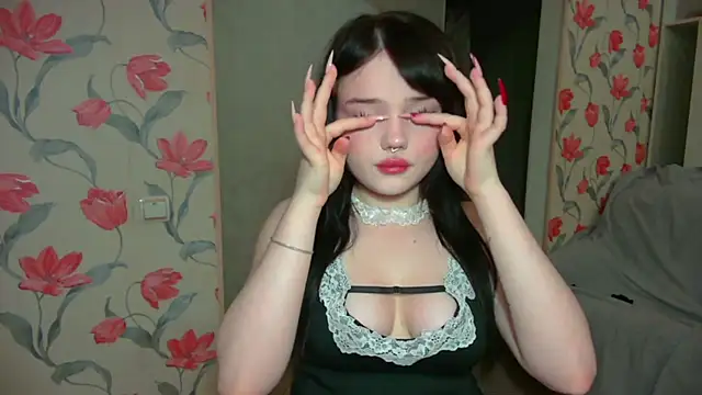 DarkxFoxy online show from May 28, 2026, 6:49 pm