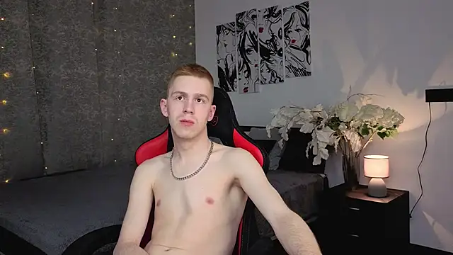 Tommy CrashXXX online show from May 11, 2026, 2:45 pm