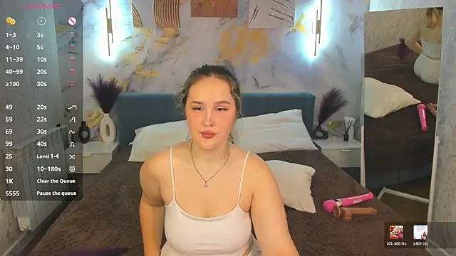 Stacey Dawson online show from July 28, 2026, 8:21 am