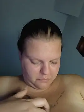 BadMommyyyyy online show from July 16, 2026, 9:04 am