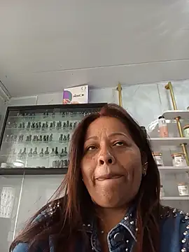 katialatimaecha online show from July 13, 2026, 4:21 pm