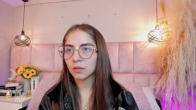 Snapshot of kely_morgan chatting on June 20, 2026, 3:31 am kely morgan online show from June 20, 2026, 3:31 am