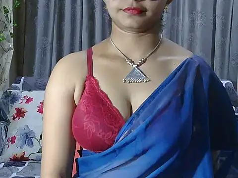 Snapshot of Butterflyy9 chatting on June 17, 2026, 4:52 pm Butterflyy9 online show from June 17, 2026, 4:52 pm