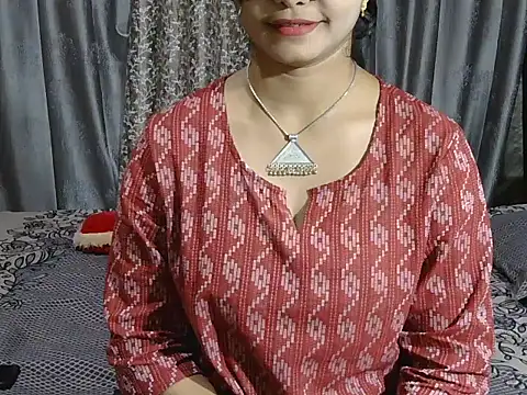 Snapshot of Butterflyy9 chatting on July 8, 2026, 4:44 pm Butterflyy9 online show from July 8, 2026, 4:44 pm