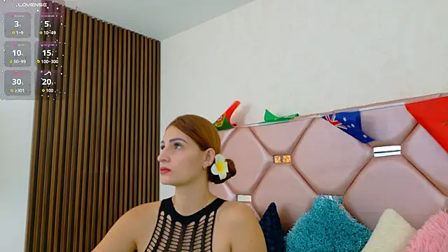 Juliia cruz  online show from July 9, 2026, 11:36 am