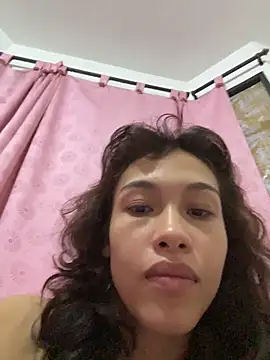 heykarlita online show from June 2, 2026, 10:06 am