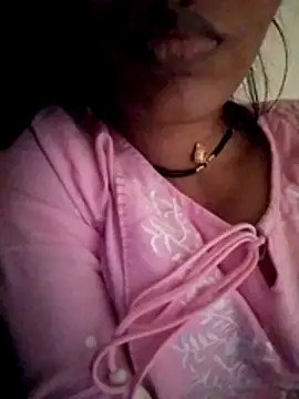 ayanloveannu online show from July 14, 2026, 7:35 am