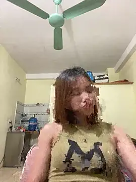 Snapshot of Vi_sexyy chatting on May 23, 2026, 6:29 am Vi sexyy online show from May 23, 2026, 6:29 am
