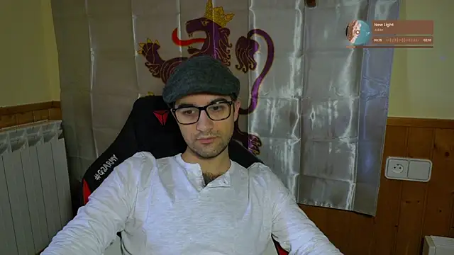 Snapshot of zadrotx chatting on June 16, 2026, 11:35 am zadrotx online show from June 16, 2026, 11:35 am