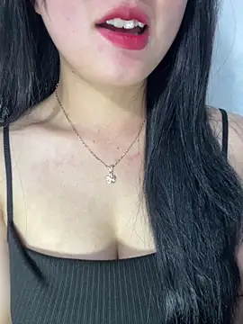 Snapshot of Titbooo_18 chatting on June 5, 2026, 12:00 pm Titbooo 18 online show from June 5, 2026, 12:00 pm