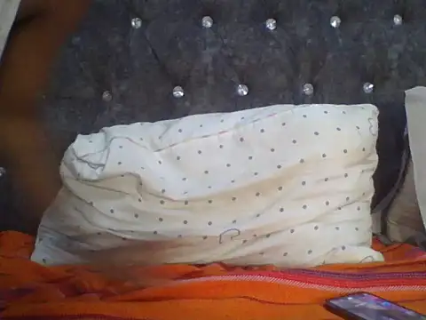 bebeyuu online show from May 20, 2026, 6:36 pm