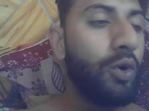 yoursunny001 online show from May 18, 2026, 4:46 pm