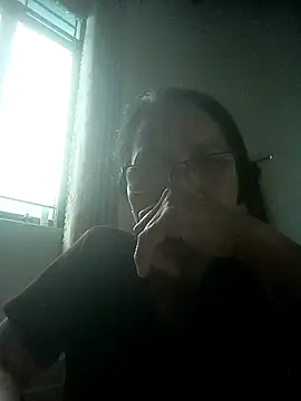 Vieekee online show from May 21, 2026, 1:34 am