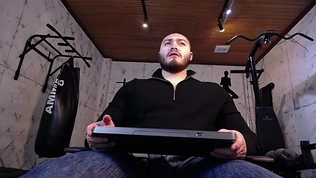 Darius Wolfe online show from May 14, 2026, 11:28 am