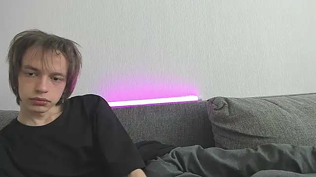 Snapshot of Nolan_Sagee chatting on May 19, 2026, 6:42 am Nolan Sagee online show from May 19, 2026, 6:42 am