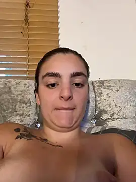 LexiXXoo online show from July 17, 2026, 8:14 pm