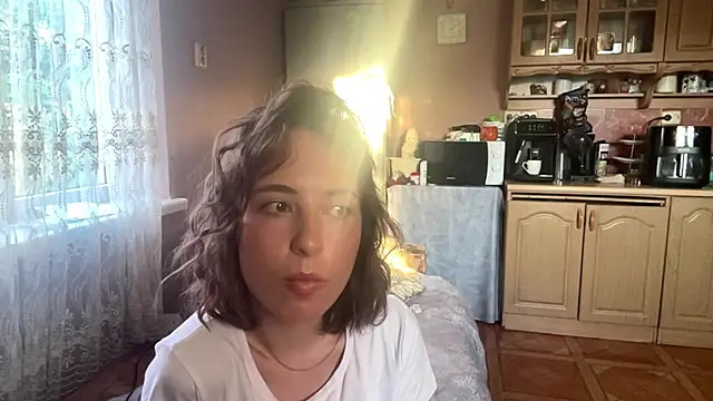 DaphneAmor online show from May 20, 2026, 5:08 pm