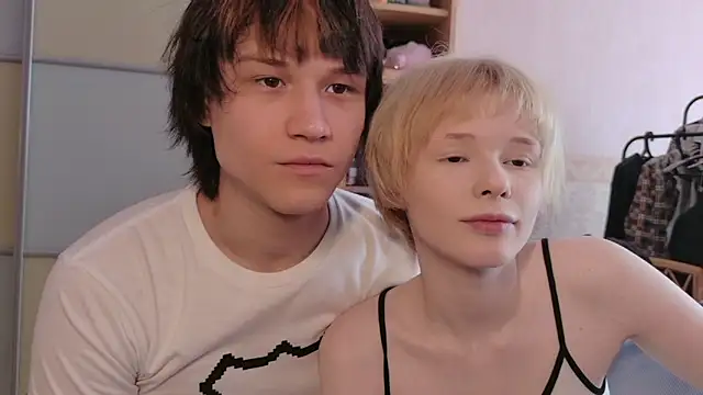 Snapshot of Misska_kek chatting on May 22, 2026, 12:11 pm Misska kek online show from May 22, 2026, 12:11 pm