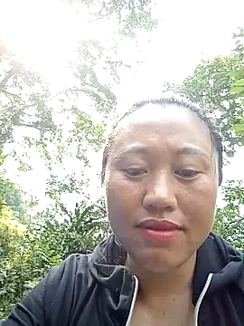Snapshot of auro99 chatting on May 16, 2026, 12:29 am auro99 online show from May 16, 2026, 12:29 am