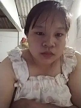 lybaby11 online show from May 25, 2026, 9:54 pm