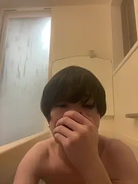 Snapshot of Kiki___1 chatting on January 12, 2025, 10:34 am Kiki 1 online show from January 12, 2025, 10:34 am