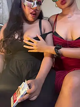 SlutrySiren online show from June 20, 2026, 8:55 pm