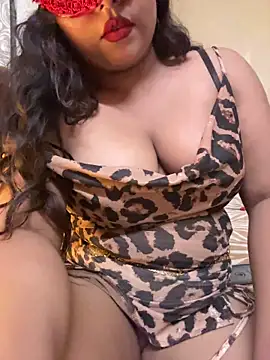 SlutrySiren online show from June 27, 2026, 6:02 pm