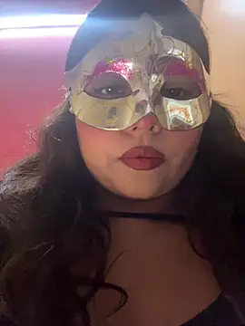 SlutrySiren online show from June 30, 2026, 5:58 pm